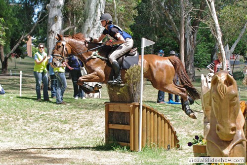Sam Lyle riding Kaloona Grace in the CCI** cross country