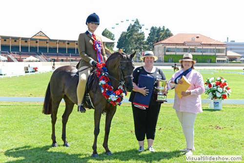 Louisa Smith on Large Show Hunter Pony of the Year Dunelm Sequin